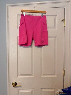 Tek Gear Athletic/Biker Shorts (Pink)- L